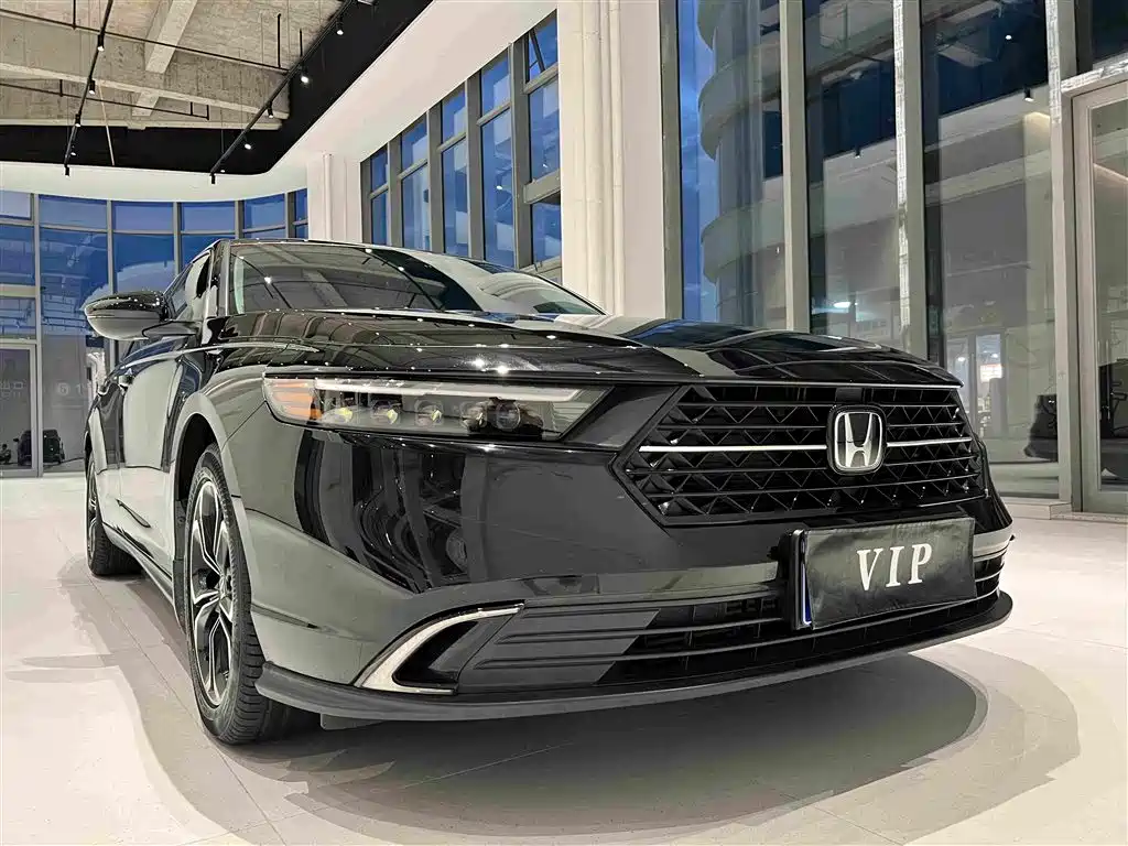 Honda Accord 2024 — фото 10