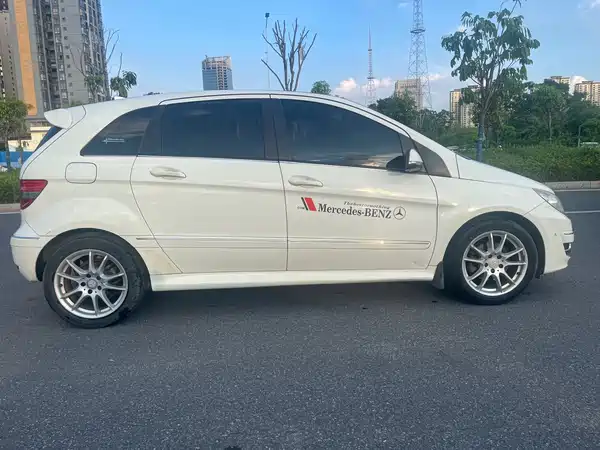 Mercedes-Benz B-Class 2009