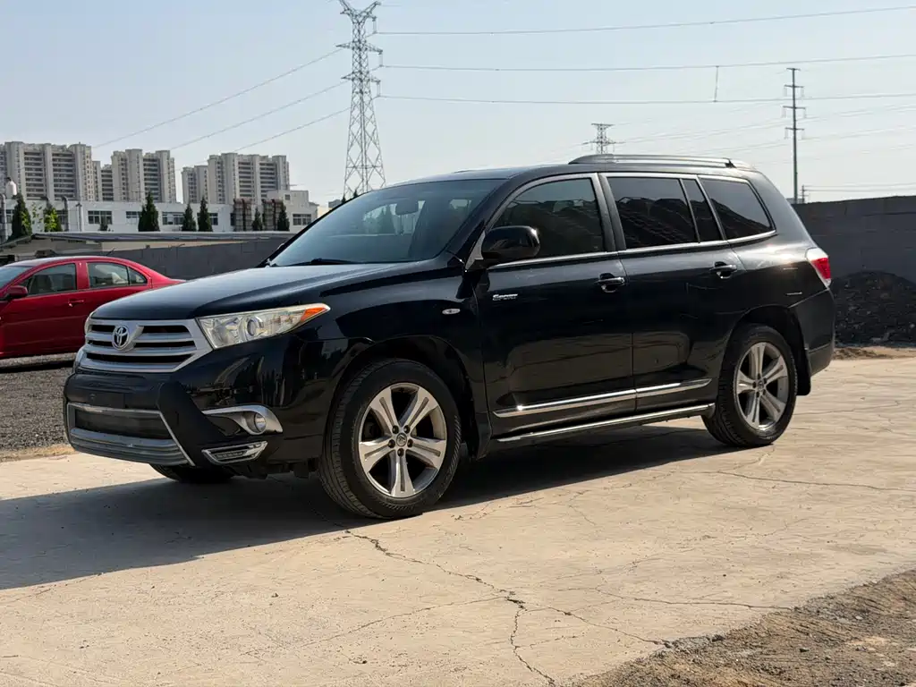 Toyota Highlander 2012 — фото 2