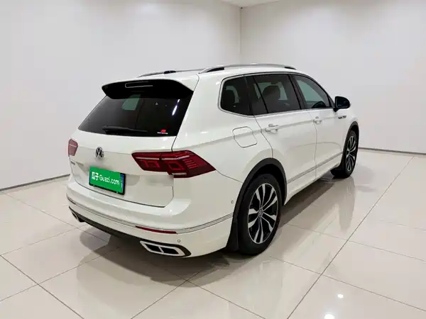 Volkswagen Tiguan L 2023