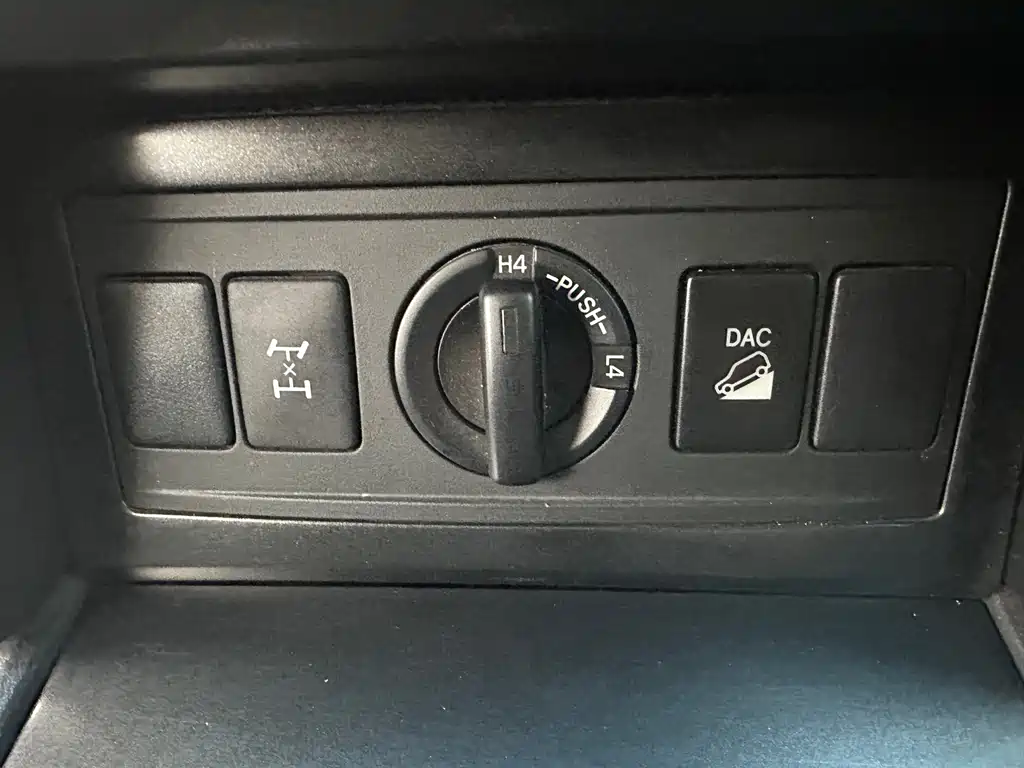 Toyota Prado 2016 — фото 17