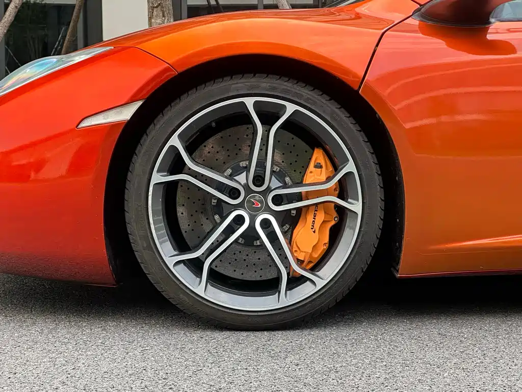 McLaren 12C 2014 — фото 10