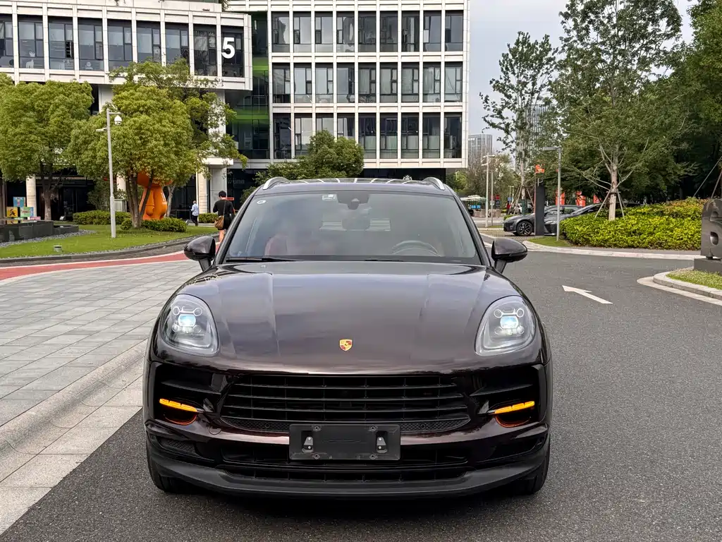 Porsche Macan 2019 — фото 2