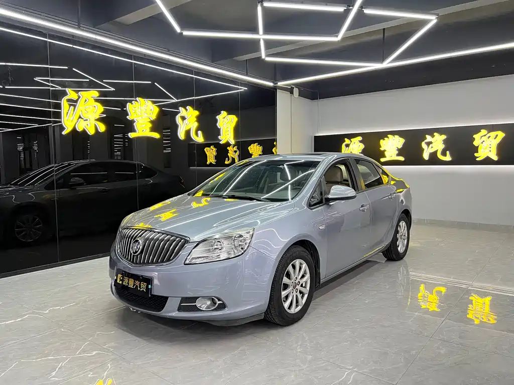 Buick Excelle 2013 — фото 1