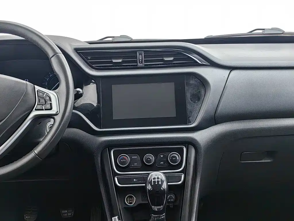 Chery Tiggo 3 2019 — фото 12