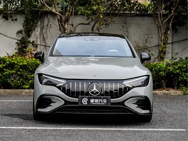 Mercedes-Benz EQE AMG 2024