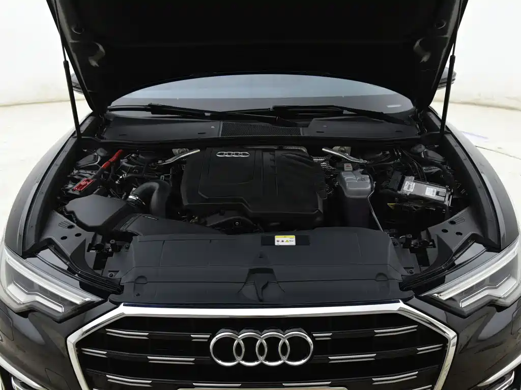 Audi A6L 2024 — фото 15
