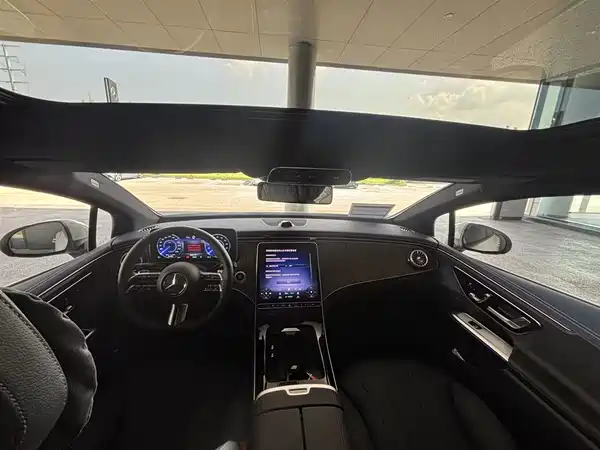 Mercedes-Benz EQE 2025