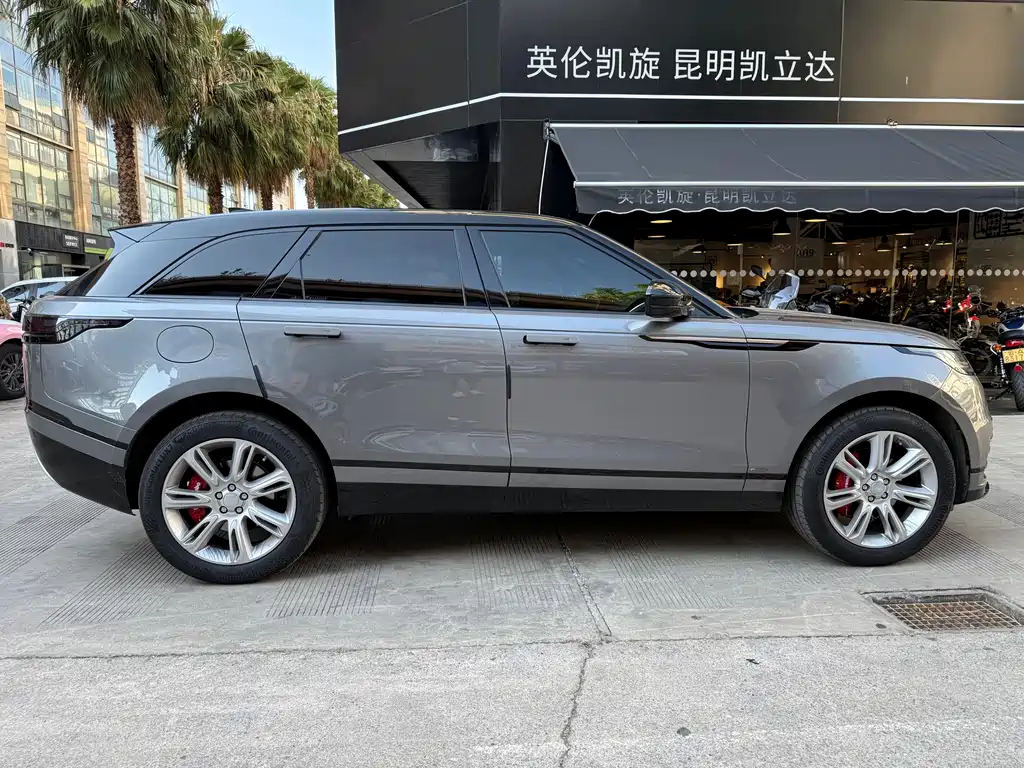 Land Rover Velar 2021 — фото 6