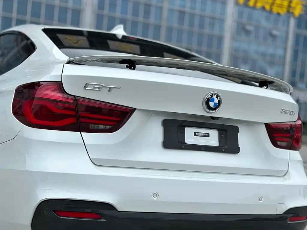 BMW 3 Series GT 2021 — фото 23