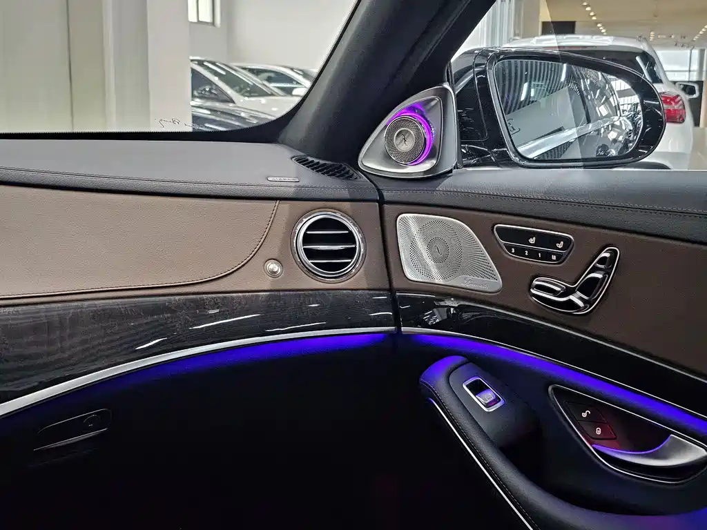 Mercedes-Benz S-Class 2017 — фото 13