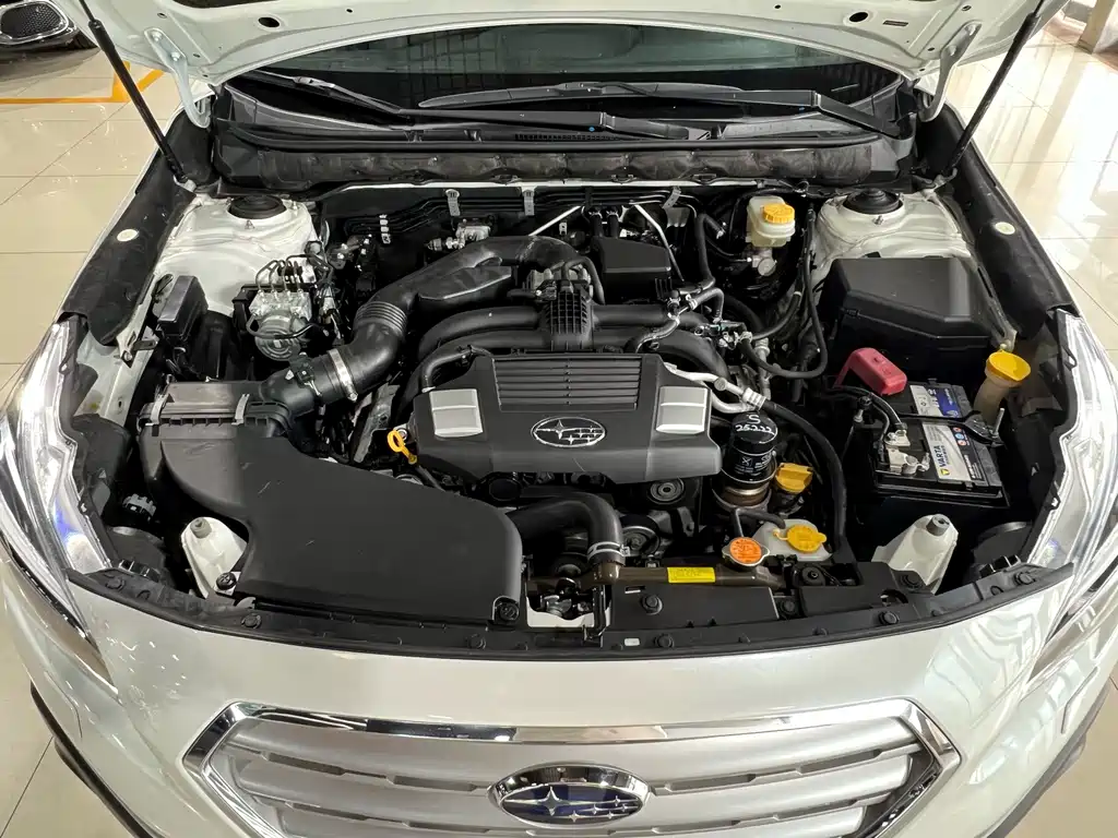 Subaru Outback 2017 — фото 31
