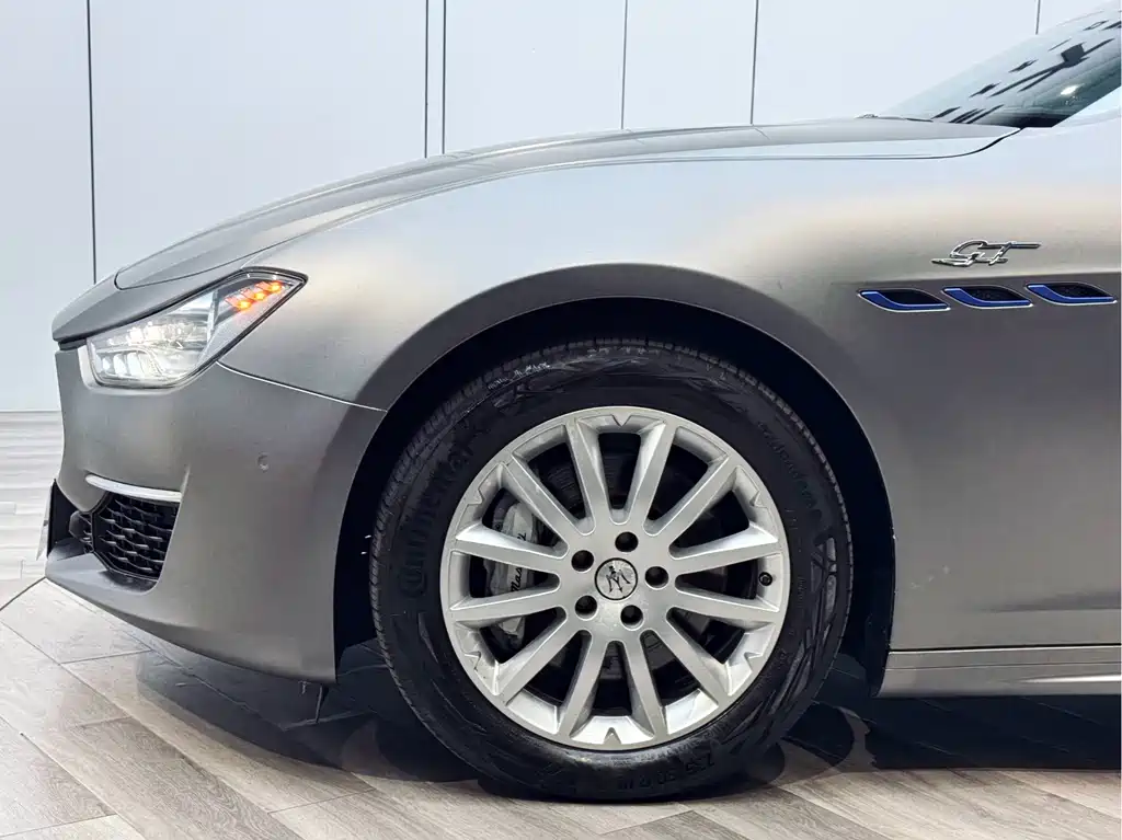 Maserati Ghibli 2022 — фото 24