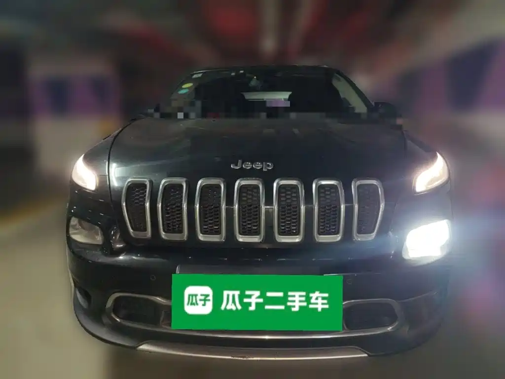 Jeep Cherokee 2018 — фото 23