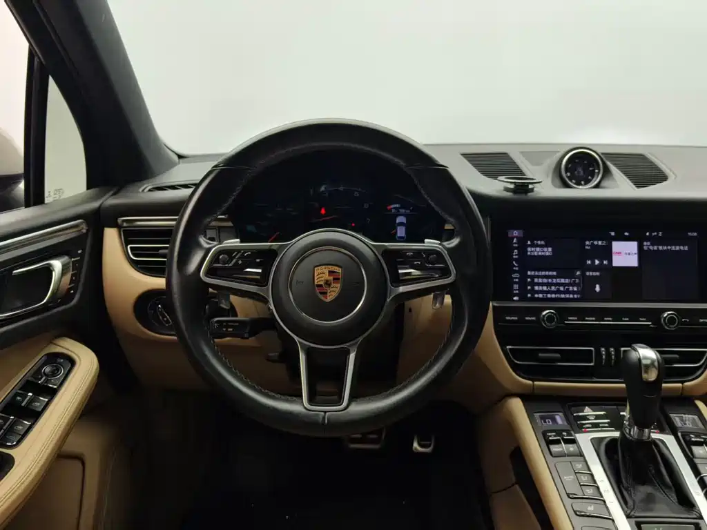 Porsche Macan 2019 — фото 7