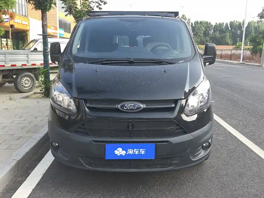 Ford Transit 2022