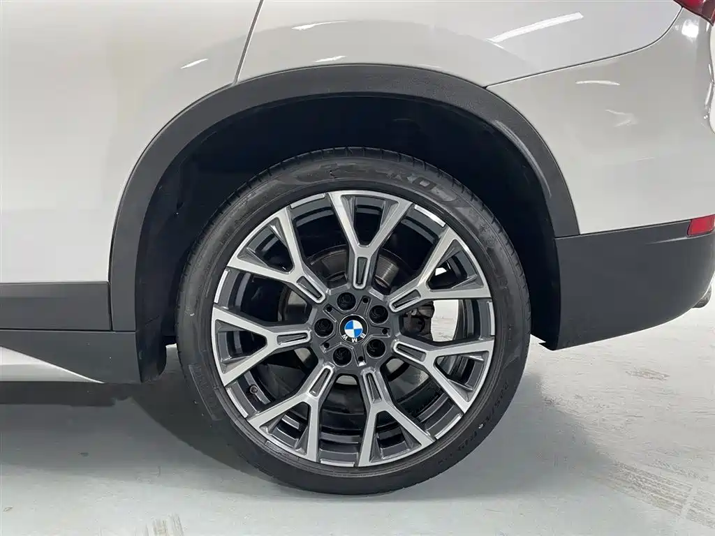 BMW X1 2022 — фото 18