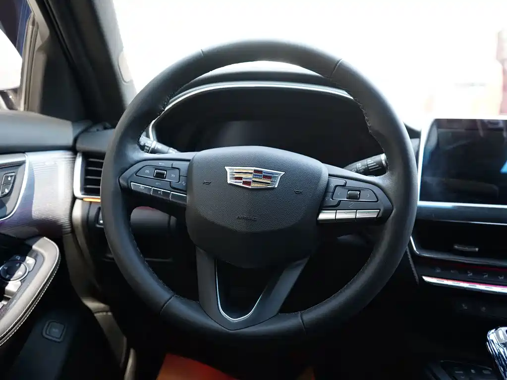 Cadillac CT5 2023 — фото 13