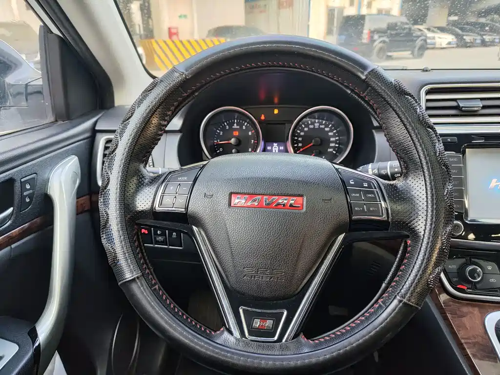 Haval H6 2016 — фото 15