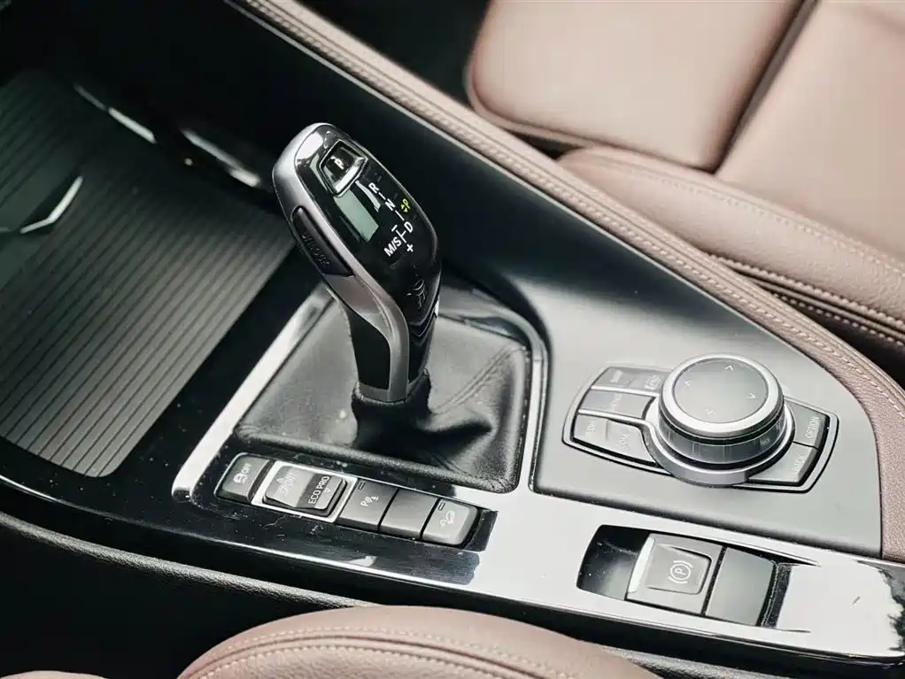 BMW X1 2022 — фото 11