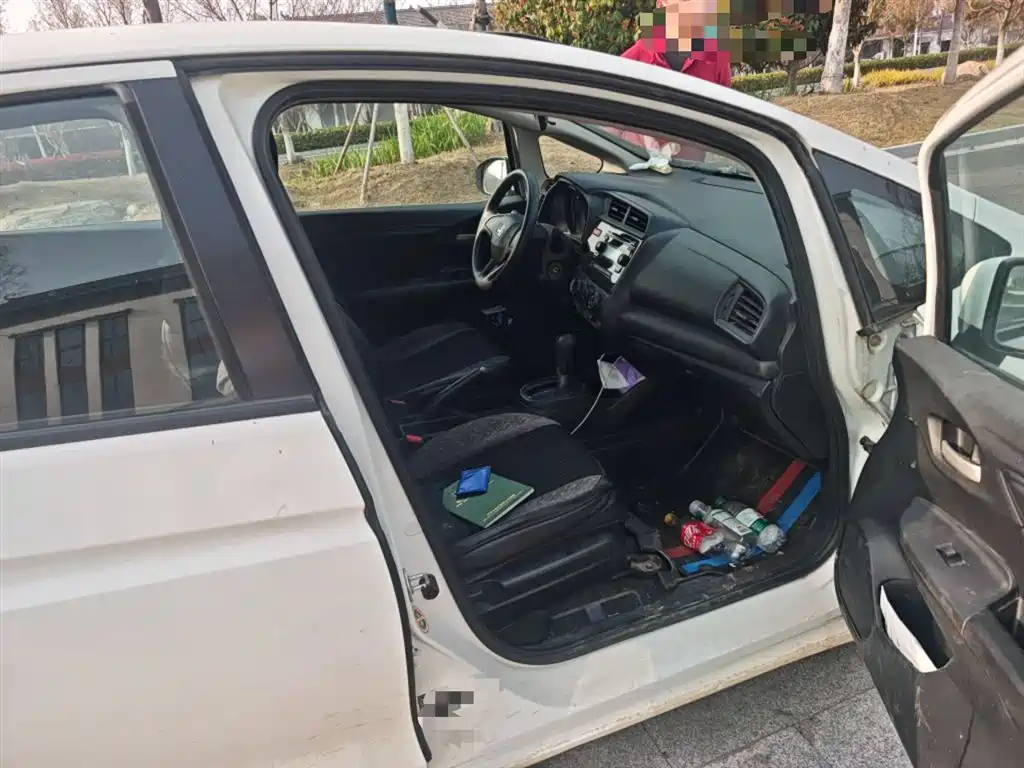 Honda Fit 2016 — фото 19