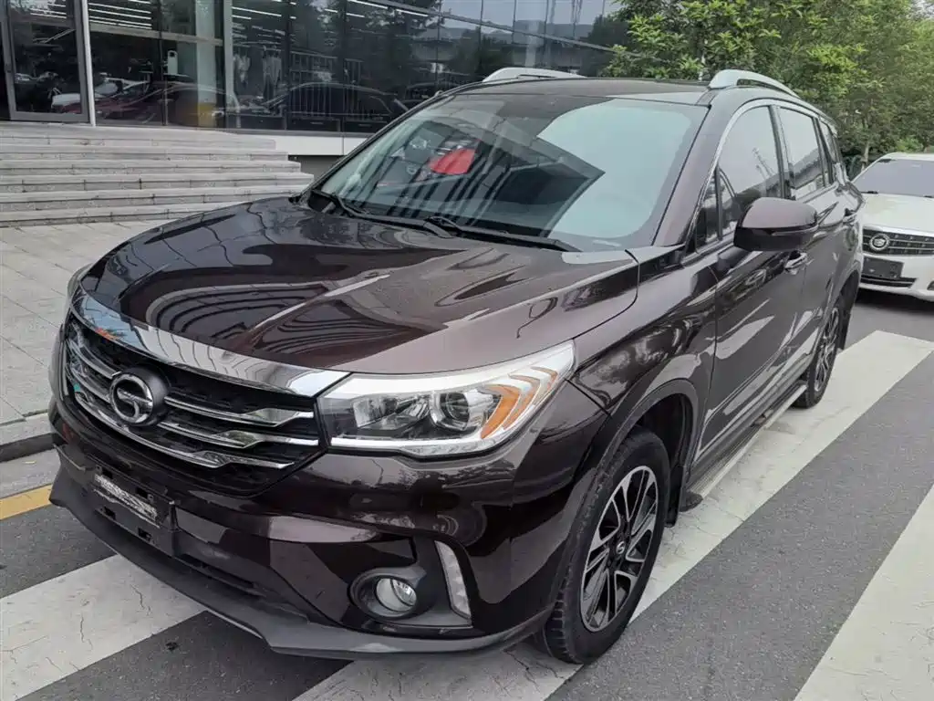 GAC Motor Trumpchi GS4 2015 — фото 1
