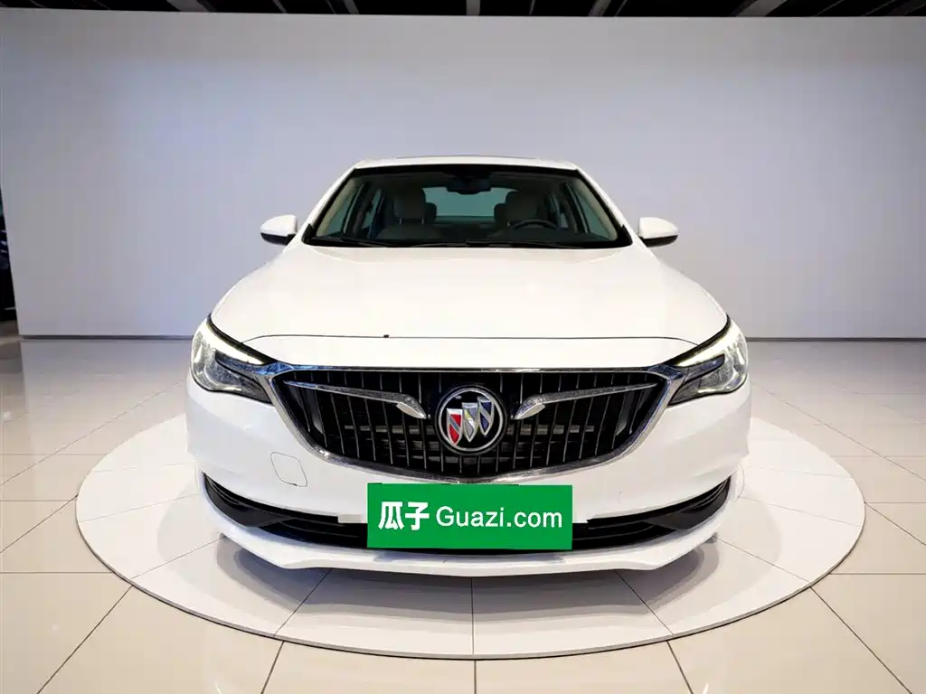 Buick Excelle 2019 — фото 3