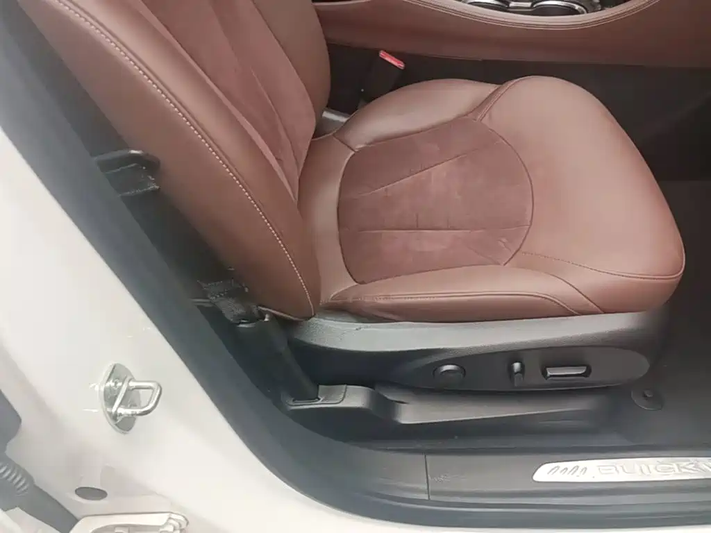 Buick Envision Plus 2016 — фото 25