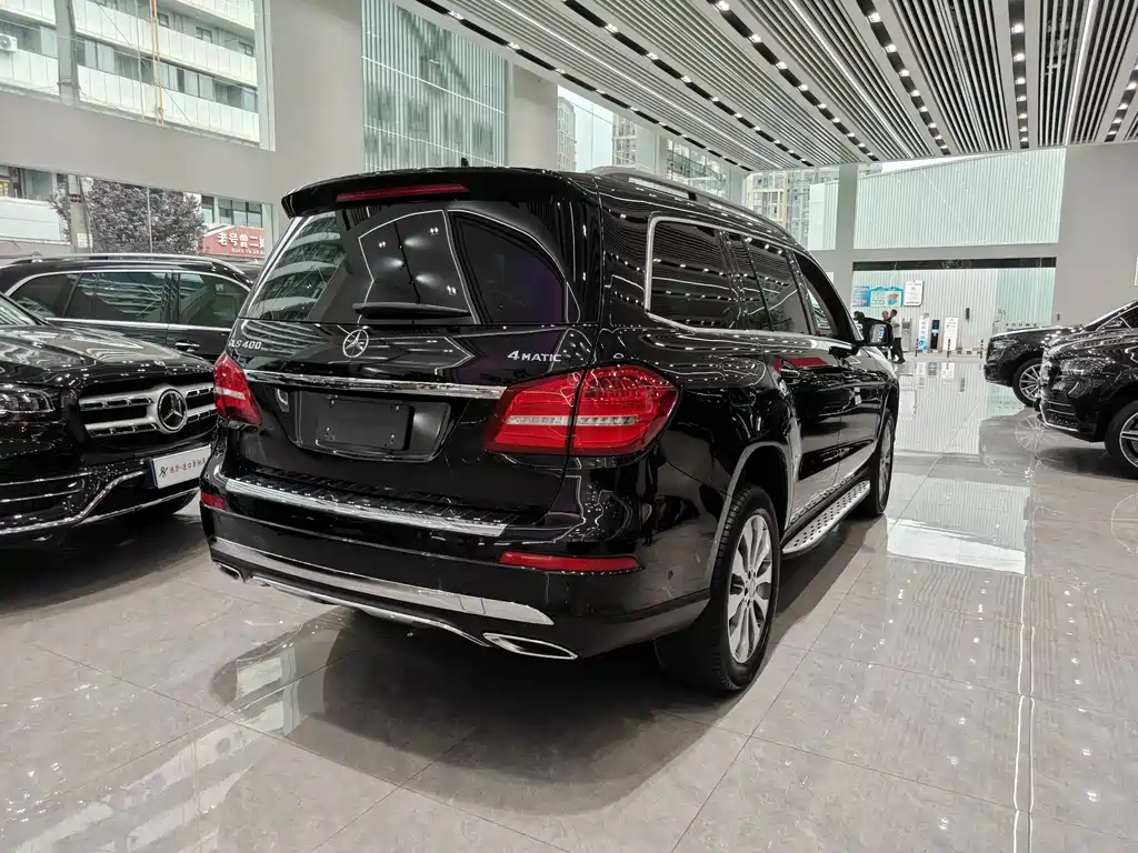 Mercedes-Benz GLS 2016 — фото 27