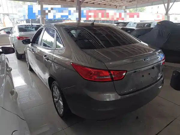 Ford Escort 2017