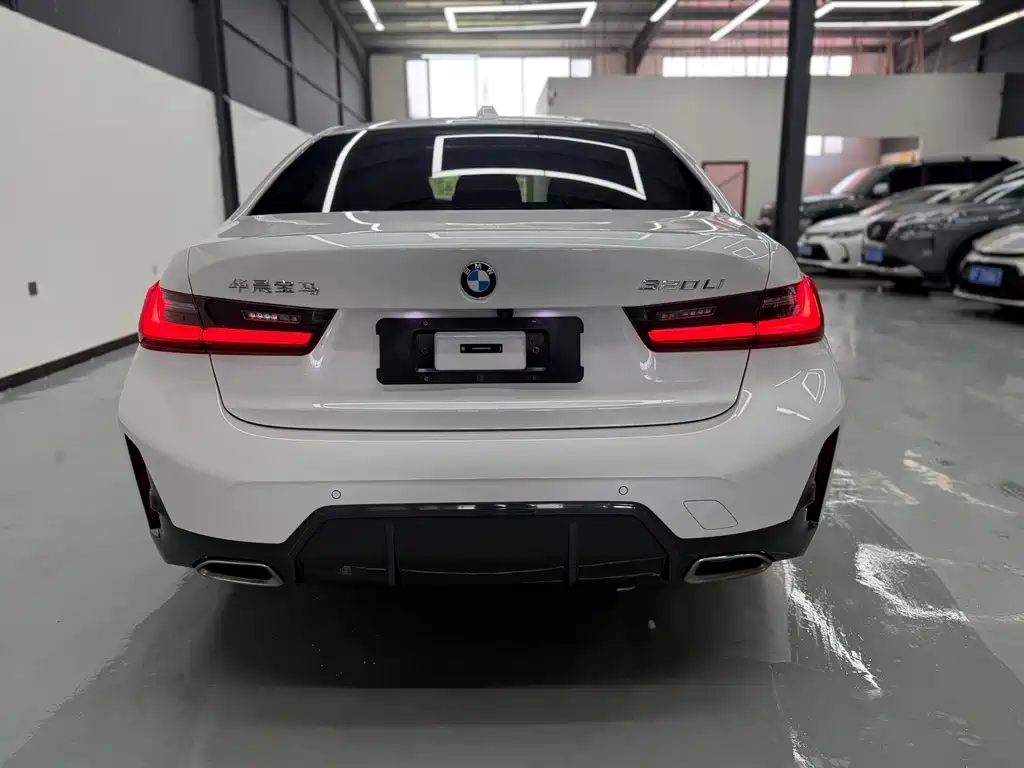 BMW 3 Series 2023