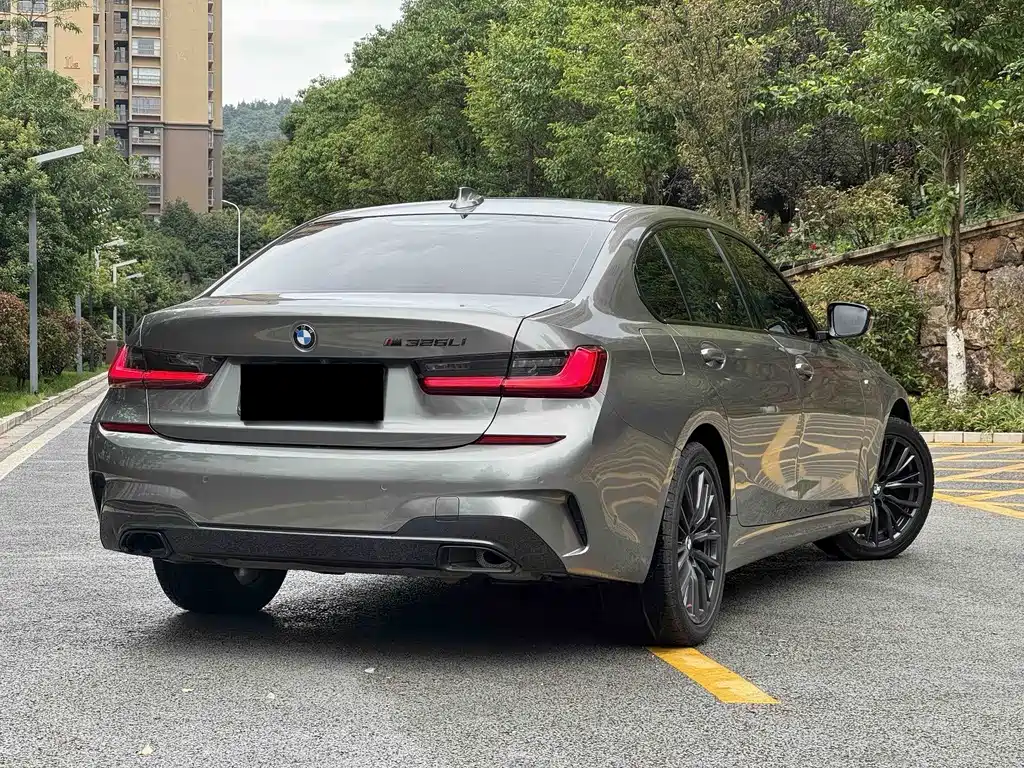 BMW 3 Series 2021 — фото 10
