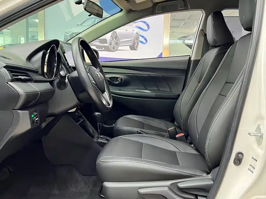 Toyota Vios 2023 — фото 13
