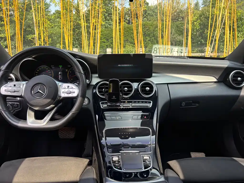 Mercedes-Benz C-Class 2020 — фото 13