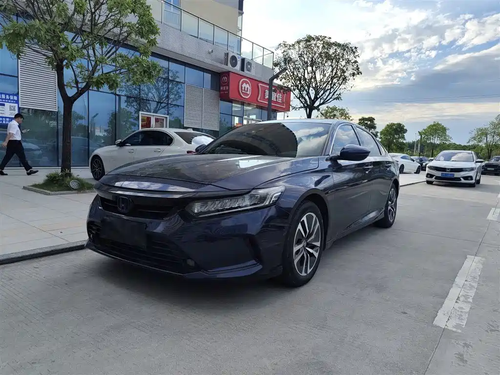 Honda Inspire 2022