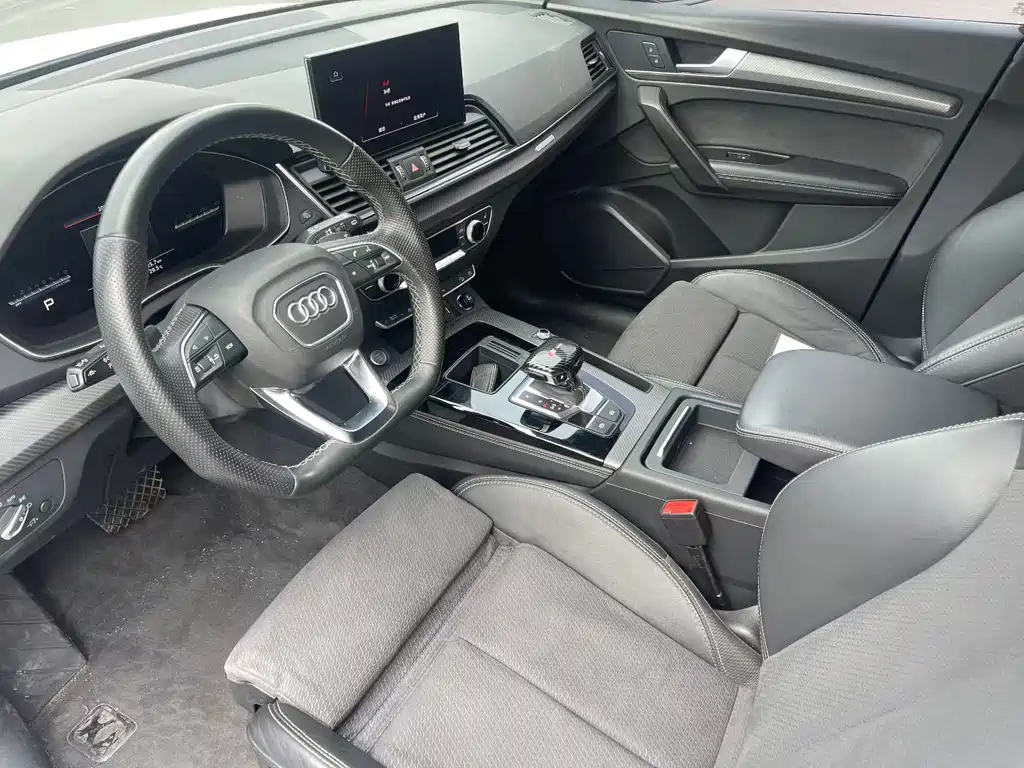 Audi Q5L Sportback 2021