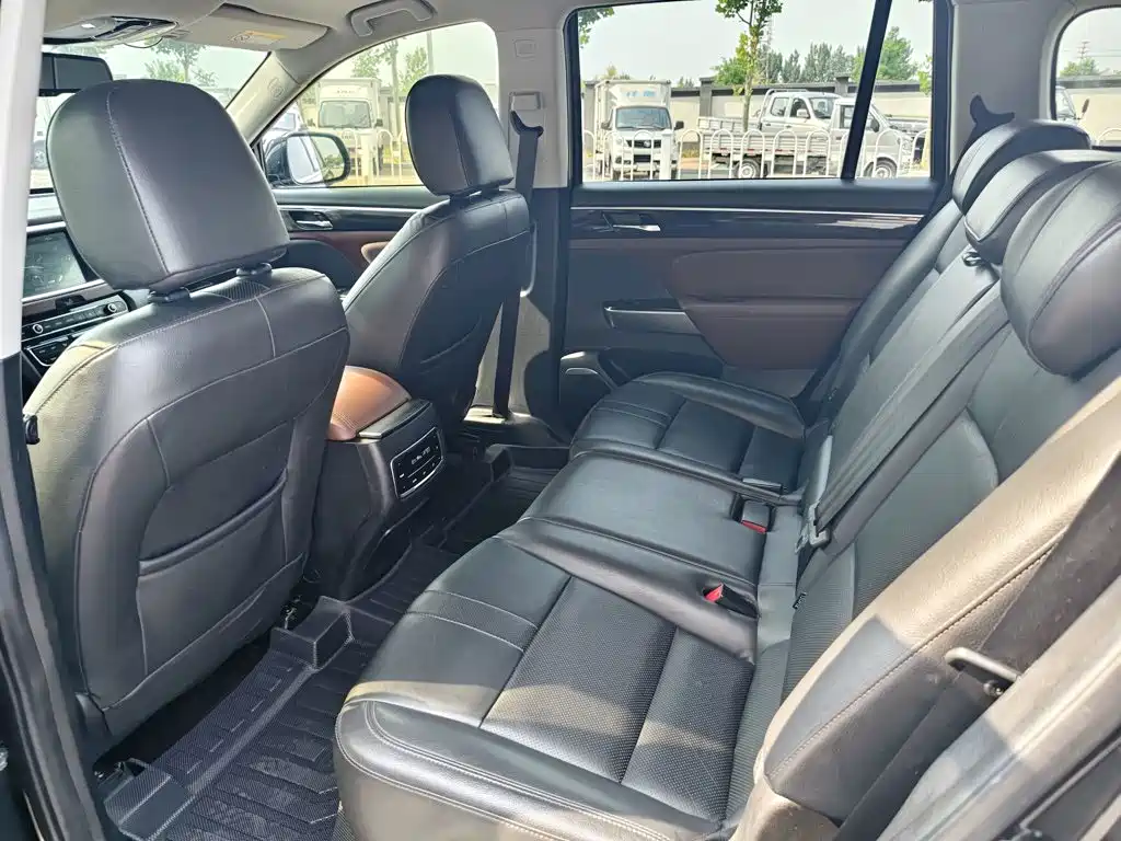 GAC Motor Trumpchi GS8 2018 — фото 18