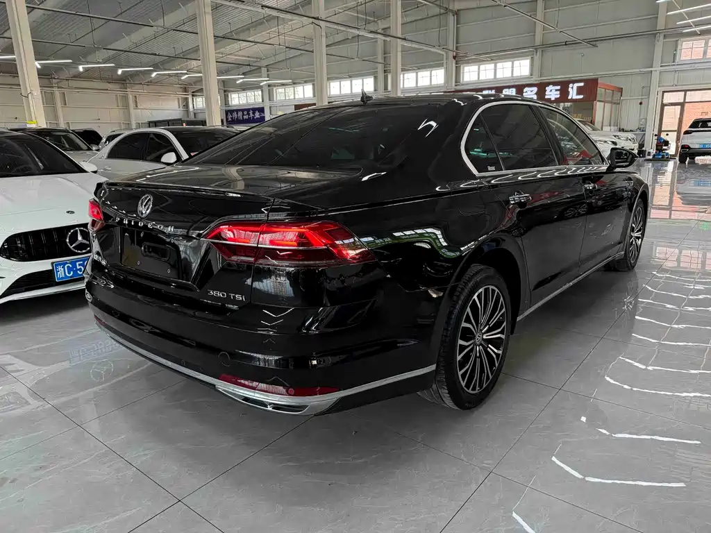Volkswagen Phideon 2020