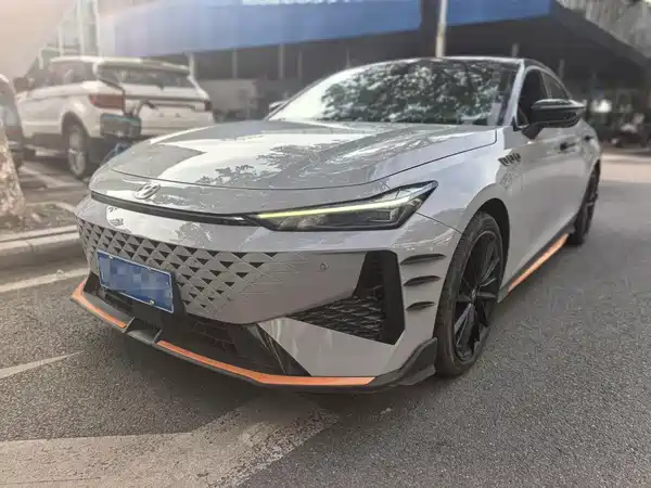Changan UNI-V 2024