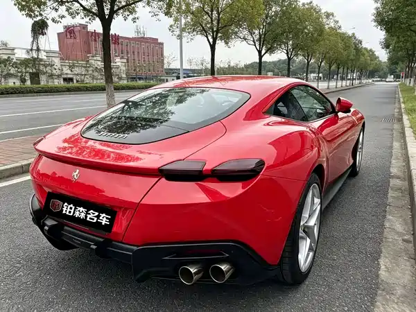 Ferrari Roma 2024