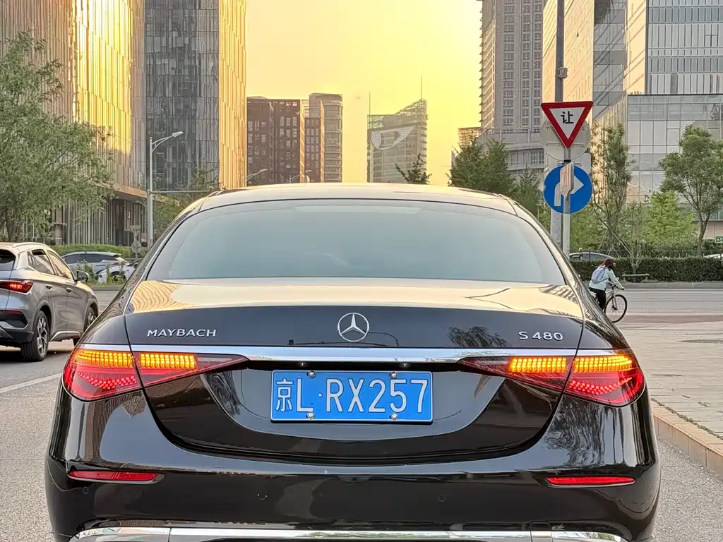Mercedes-Benz S-Class 2025 — фото 5