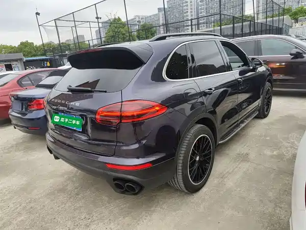 Porsche Cayenne 2016