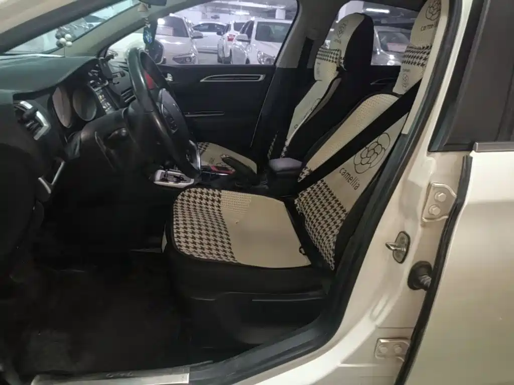 Citroen C4L 2015 — фото 15