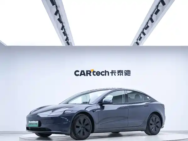 Tesla Model 3 2023