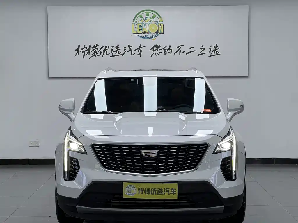 Cadillac XT4 2022 — фото 3
