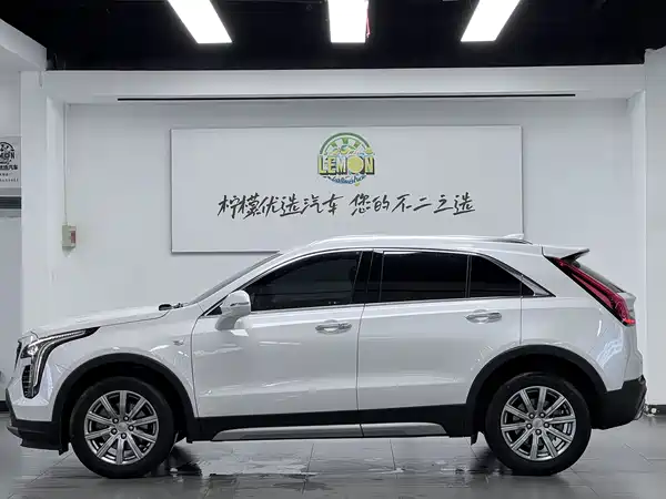 Cadillac XT4 2022