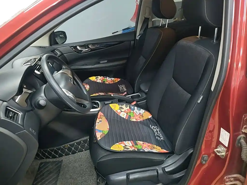 Nissan Tiida 2018 — фото 15