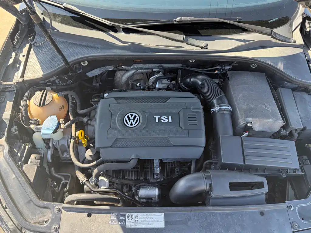 Volkswagen Passat 2017 — фото 20