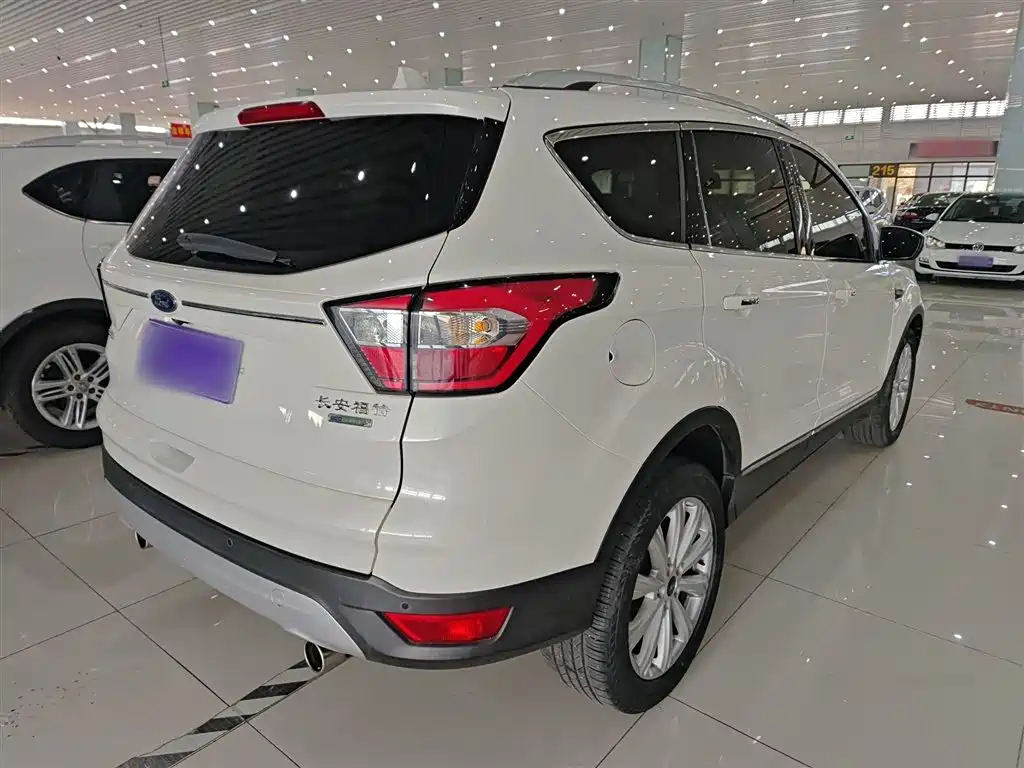 Ford Kuga 2017 — фото 7