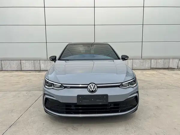 Volkswagen Golf 2023